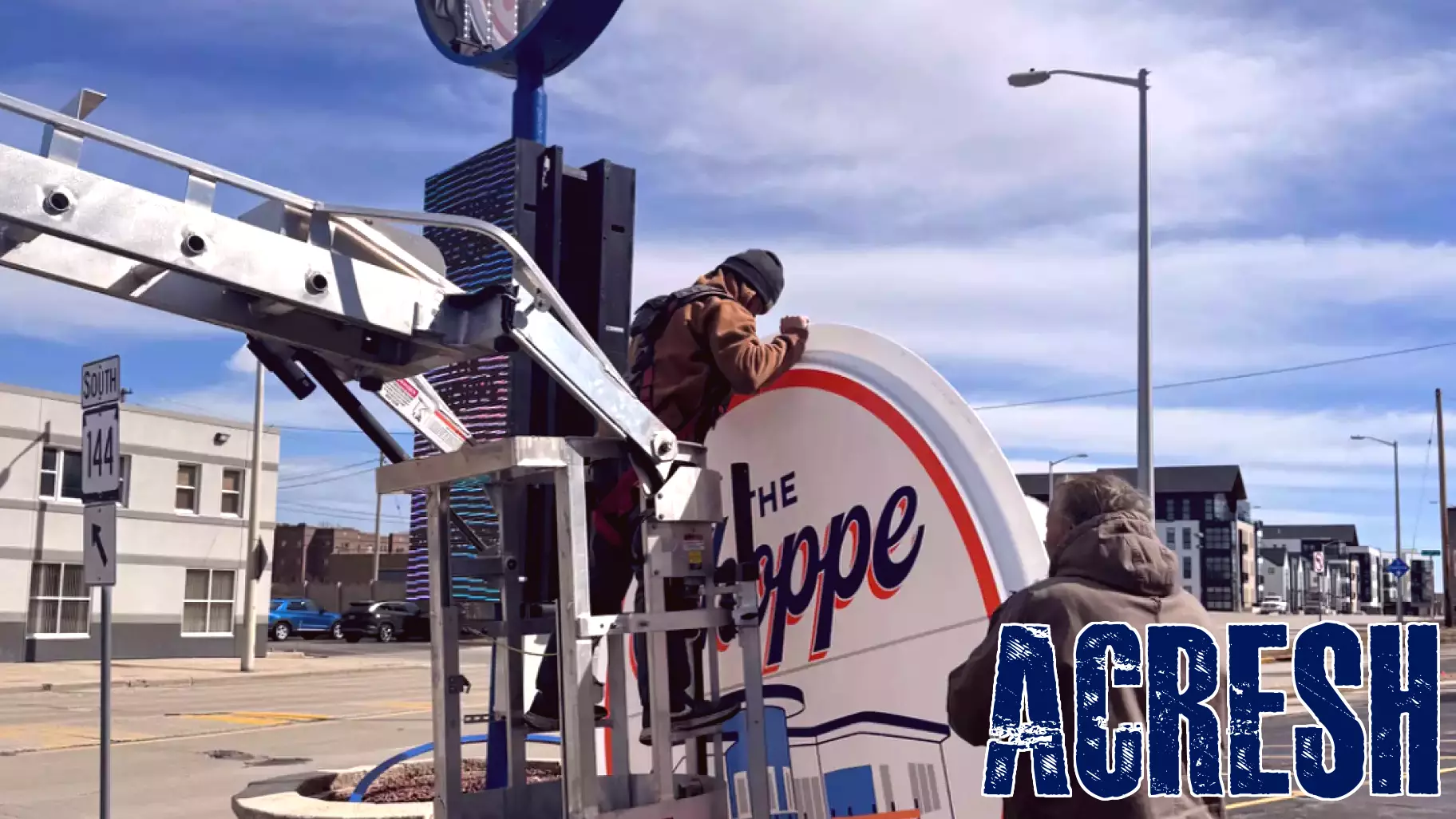 Fresh Signage Unveiled at The Shoppe Custard & Grill in West Bend, WI